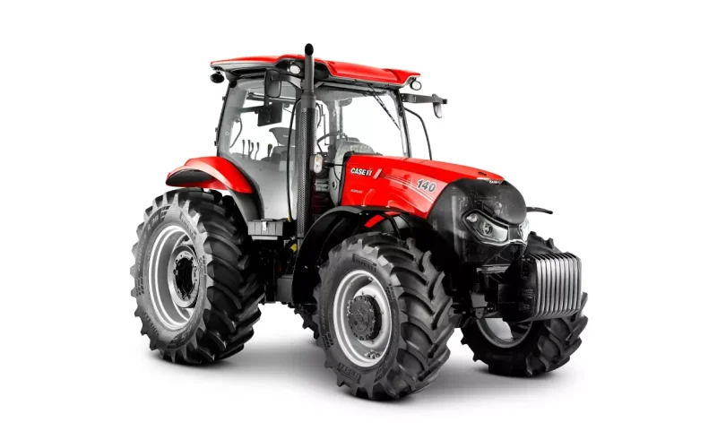 equipamentos_tratores_farmall_max_em_estudio_visao_lateral_direita