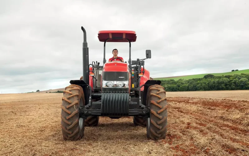 farmall-110a-plataformado-overview-2